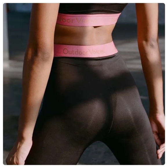 OUTDOOR VOICES Smooth 7/8 Leggings, Black with Desert Rose Spellout Band, Size M - Picture 3 of 11